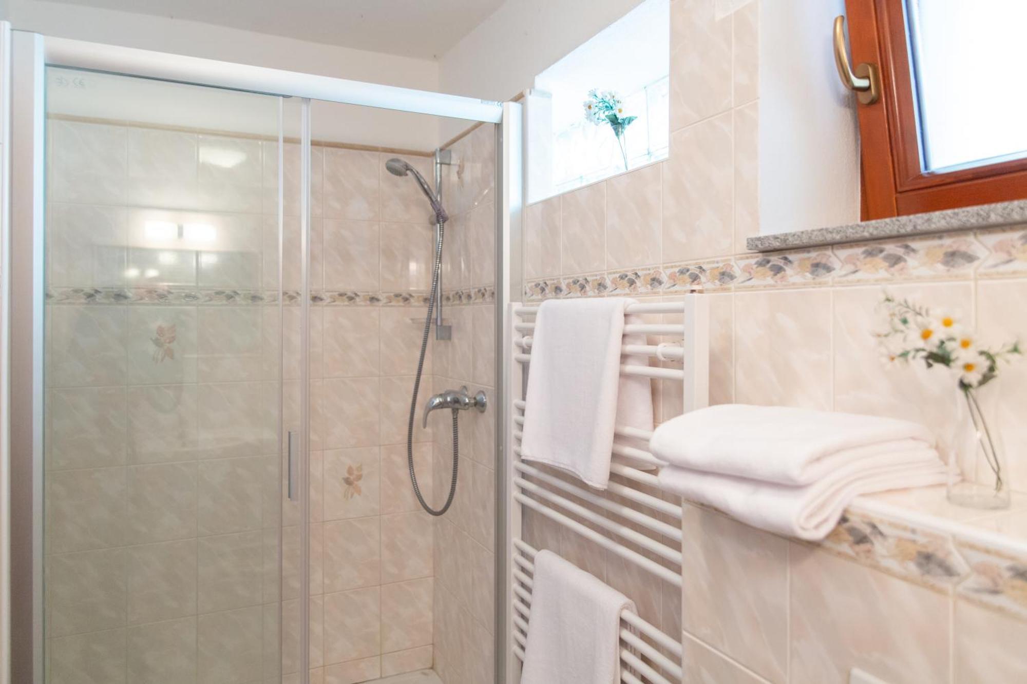 Rezidence Plesivec - Rodinny Apartman S 3 Loznicemi เชสกี้ครุมลอฟ ภายนอก รูปภาพ