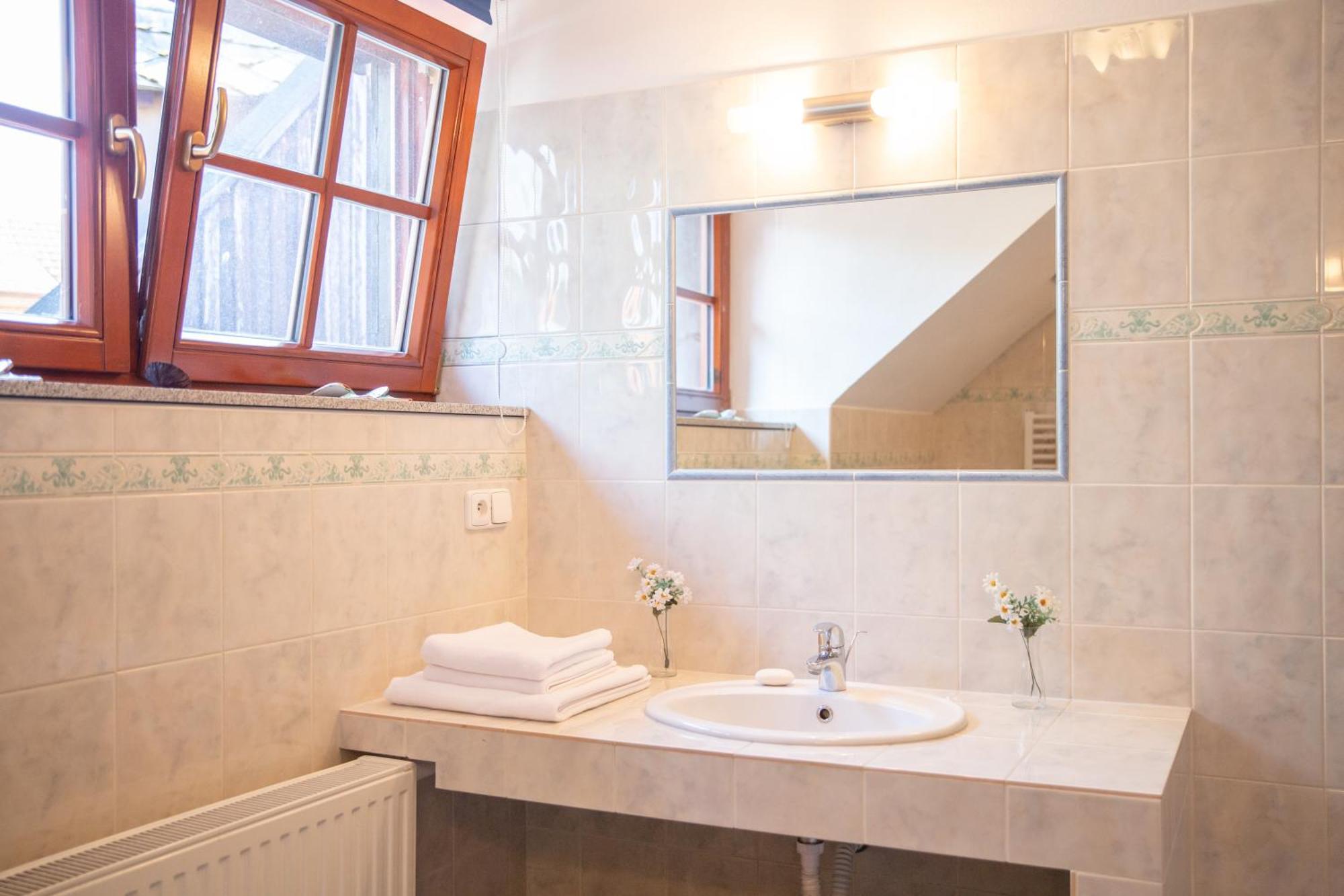 Rezidence Plesivec - Rodinny Apartman S 3 Loznicemi เชสกี้ครุมลอฟ ภายนอก รูปภาพ